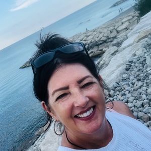 Meet your Posher, Cathy